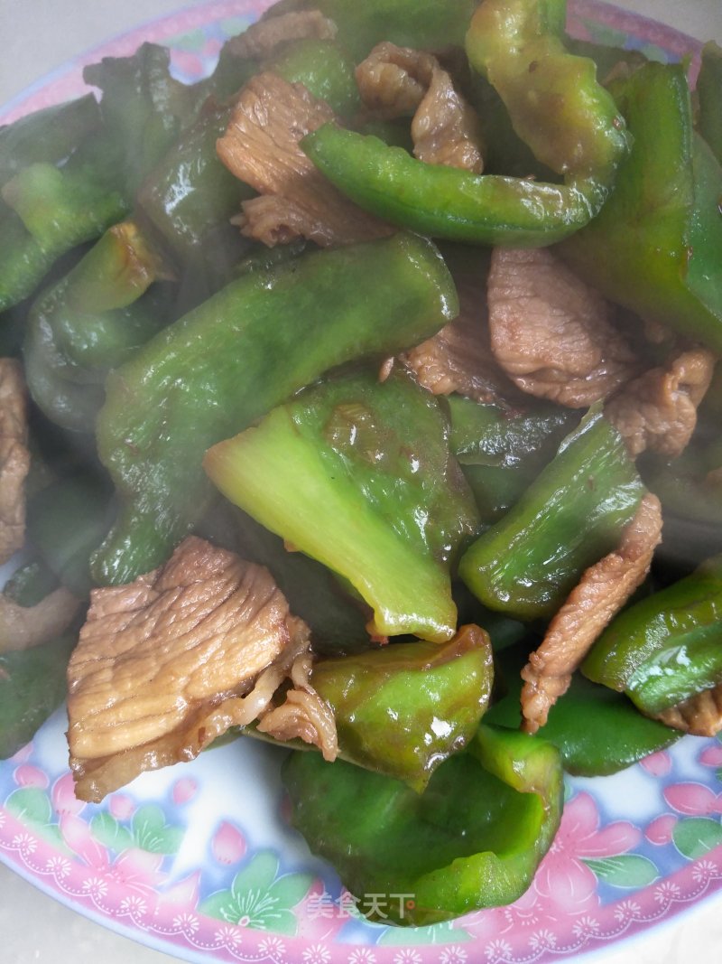 Stir-fried Pork with Vegetables and Peppers recipe