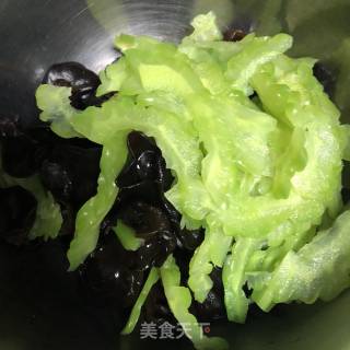 Cold Bitter Melon Black Fungus recipe
