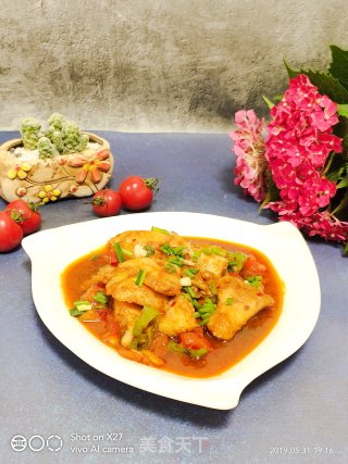 Stir-fried Herring Fillets with Tomatoes and Green Peppers recipe