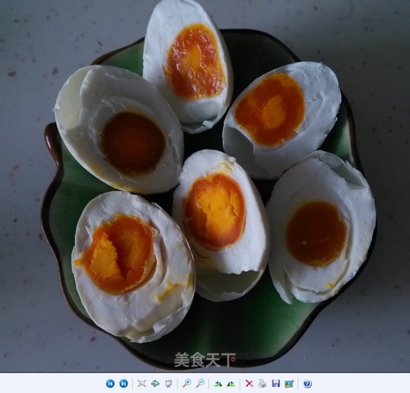 Simple Version of Homemade Red Heart Salted Eggs recipe