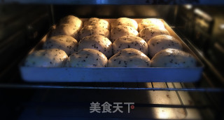 #trust of Beauty# Coconut Fragrant Black Sesame Bread recipe