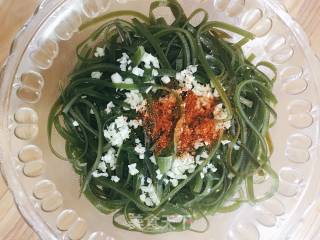 Minced Garlic Kelp Shreds recipe