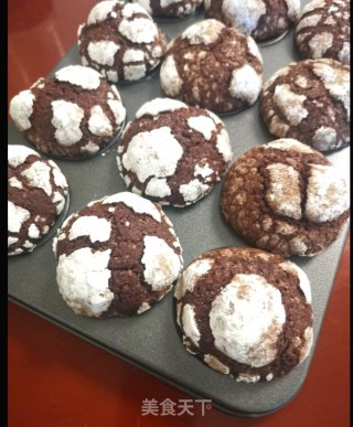 Cocoa Snow Cookies recipe