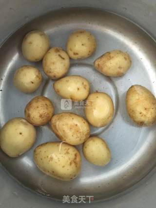 #aca烤明星大赛#cumin Pork Ribs Roasted Potatoes recipe