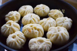 Fried Bao Bao with Fennel Stuffing recipe