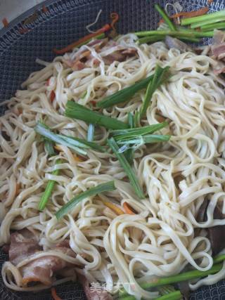Fried Noodles with Bacon and Sea Cucumber recipe