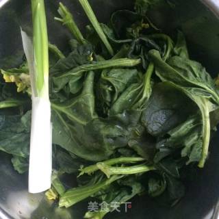 Spinach with Fungus recipe