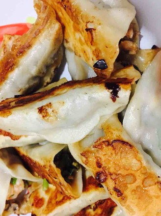 Three Fresh Stuffing Pot Stickers recipe