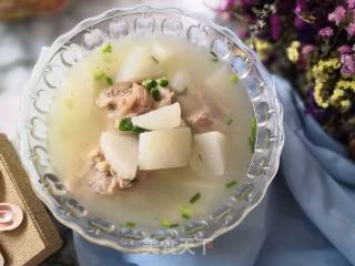 Tube Bone Radish and Pea Soup recipe