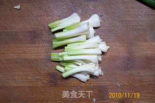 【autumn and Winter Green Shield】--- "scrambled Pigeon with Garlic and Fresh Shells" recipe