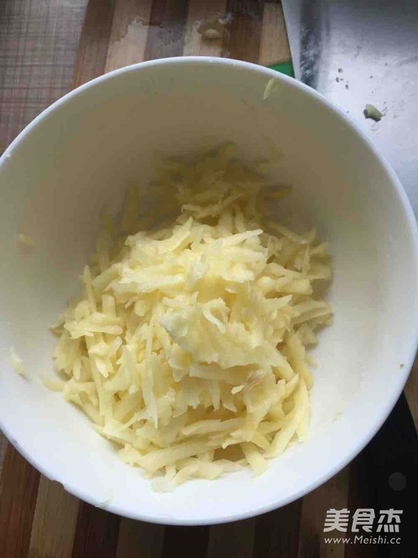 Potato Loofah Egg Noodle recipe