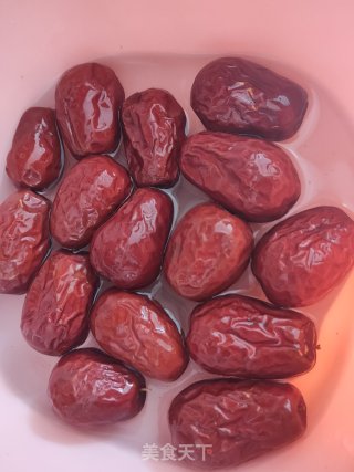 Steamed Walnuts with Red Dates recipe