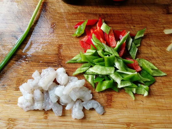 Stir-fried Shrimp with Green Red Pepper in Oyster Sauce recipe