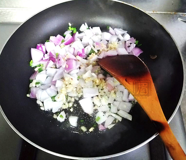 Flower Clam Vermicelli in Clay Pot recipe