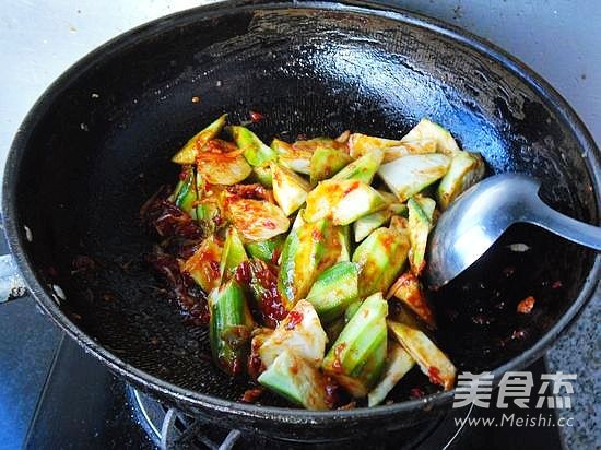 Spicy Stir-fried Loofah recipe