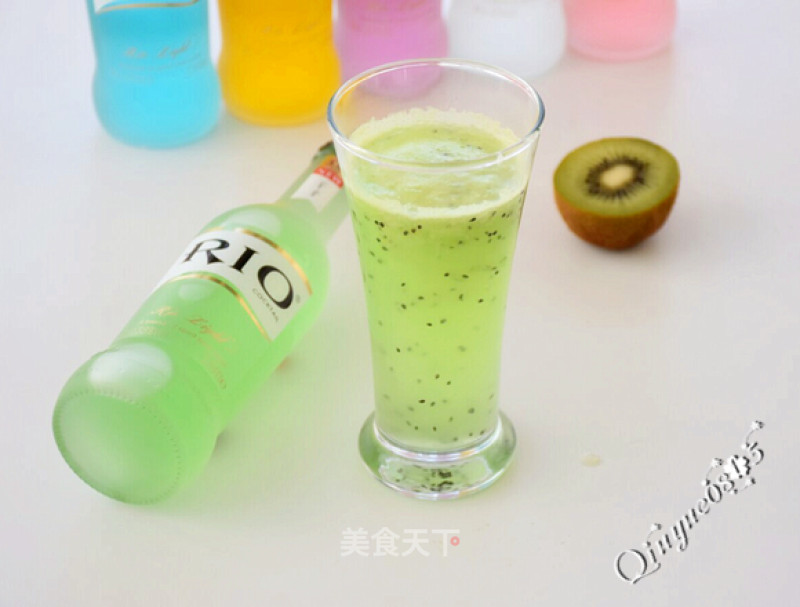 Kiwi Cocktail recipe