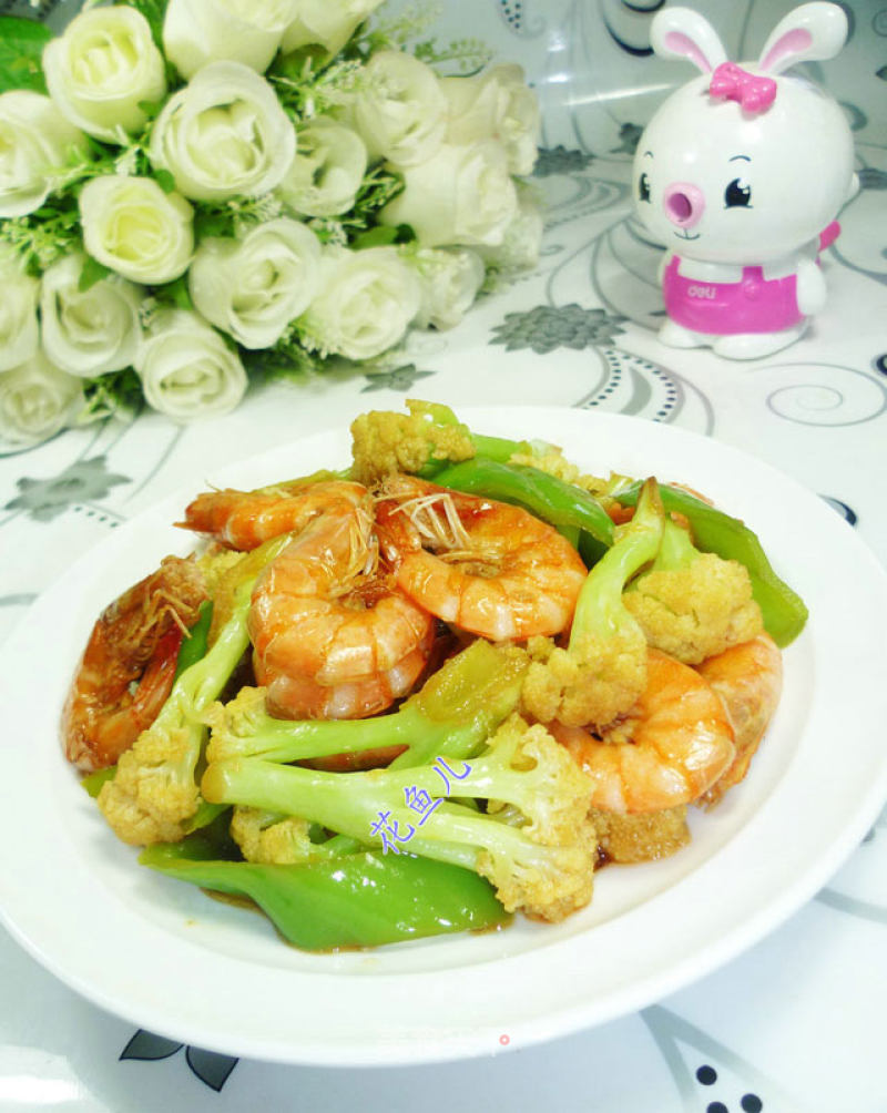 Stir-fried Cauliflower with Shrimp and Green Pepper recipe