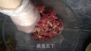 Stir-fried Beef with Radish recipe