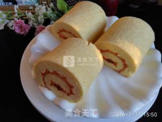 Strawberry Jam Cake Roll recipe