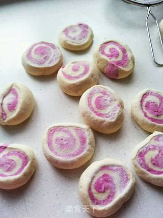 Colorful Shell Buns recipe