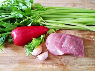 Stir-fried Shredded Pork with Celery and Red Pepper recipe