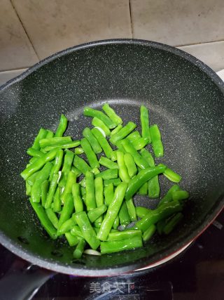 Stir-fried String Beans recipe