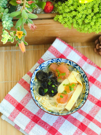 Enoki Mushroom and Fungus Tomato Soup recipe