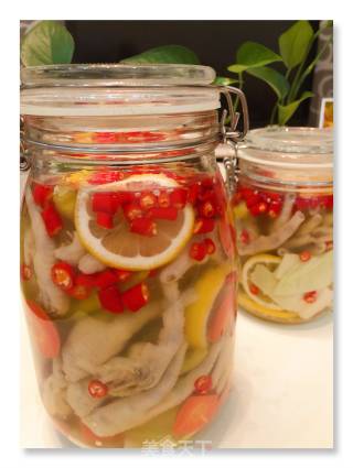 Pickled Pepper Chicken Feet recipe