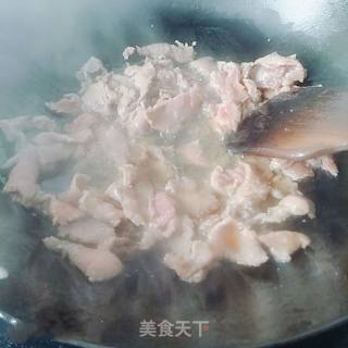 Stir-fried Beef with Spring Buckwheat recipe