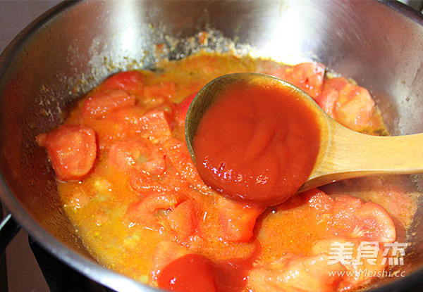 Tomato Frozen Tofu and Bamboo Shell Fish Soup recipe