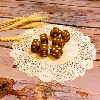 Dice Biscuits recipe