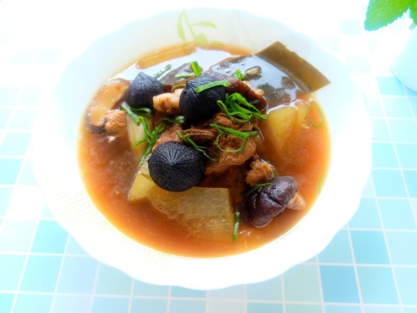 Black Garlic Pork Ribs Soup recipe