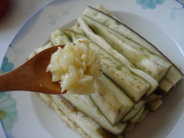 Eggplant with Mint and Garlic recipe