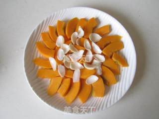 Osmanthus Pumpkin Steamed Lily recipe