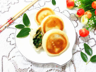 Chives and Egg Fried Bun recipe
