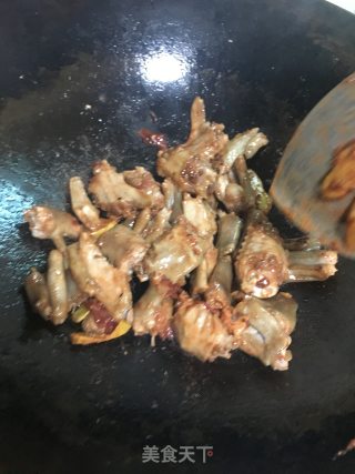 Braised Sha Ge with Goose Foot Wings recipe