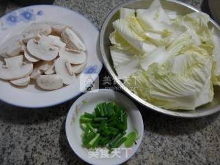 Stir-fried Cabbage with Mushrooms recipe