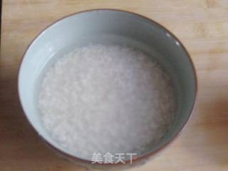 Glutinous Rice Porridge with Winter Plum Blossom and Rock Sugar recipe