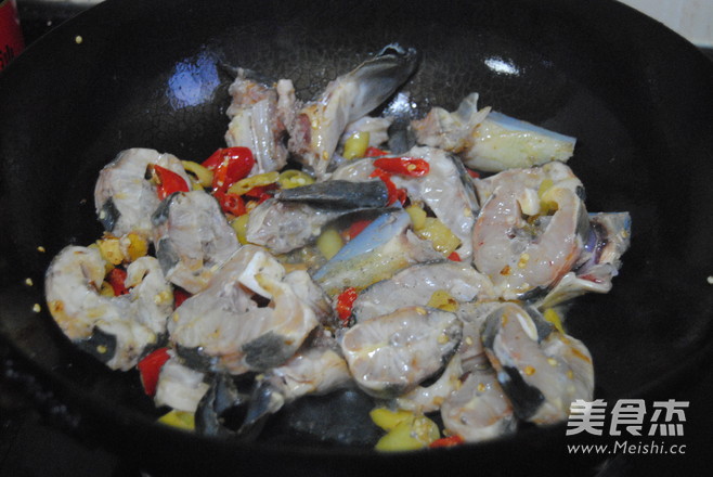 Sour Pepper Sturgeon recipe