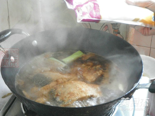 Braised Chagan Lake Fish Tail in Braised Sauce recipe