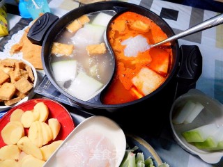 Hongguo's Recipe of Delicious Tomato Mandarin Duck Hot Pot recipe