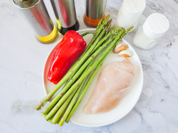 Stir-fried Chicken with Asparagus recipe