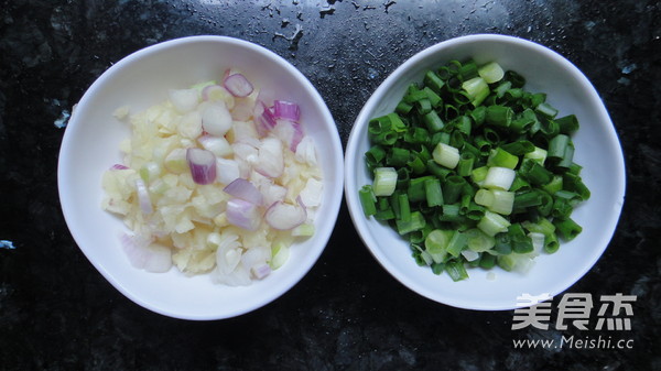 Fern Root Powder with Meat Sauce recipe