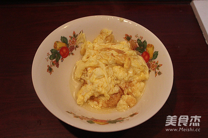 Scrambled Eggs with Fermented Fermented Cabbage recipe