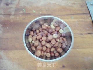 Toon Mixed with Dried Bean Curd recipe