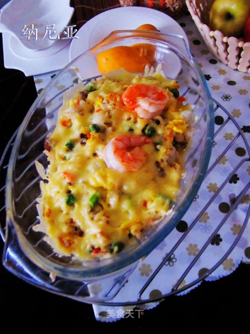 Baked Rice with Cheese and Shrimp
