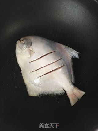 Braised Chang Bream in Brown Sauce recipe