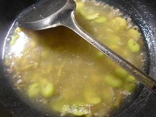 Pickled Mustard Pork and Broad Bean Soup recipe