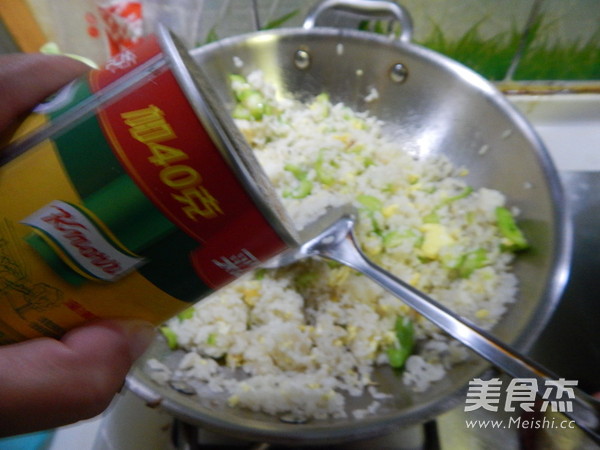 Loofah and Egg Fried Rice recipe
