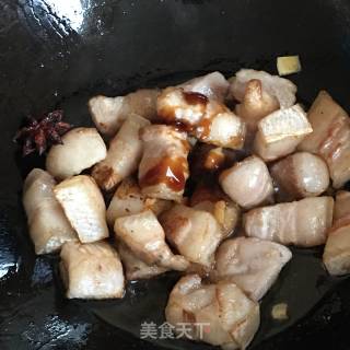 Braised Pork with Quail Eggs recipe